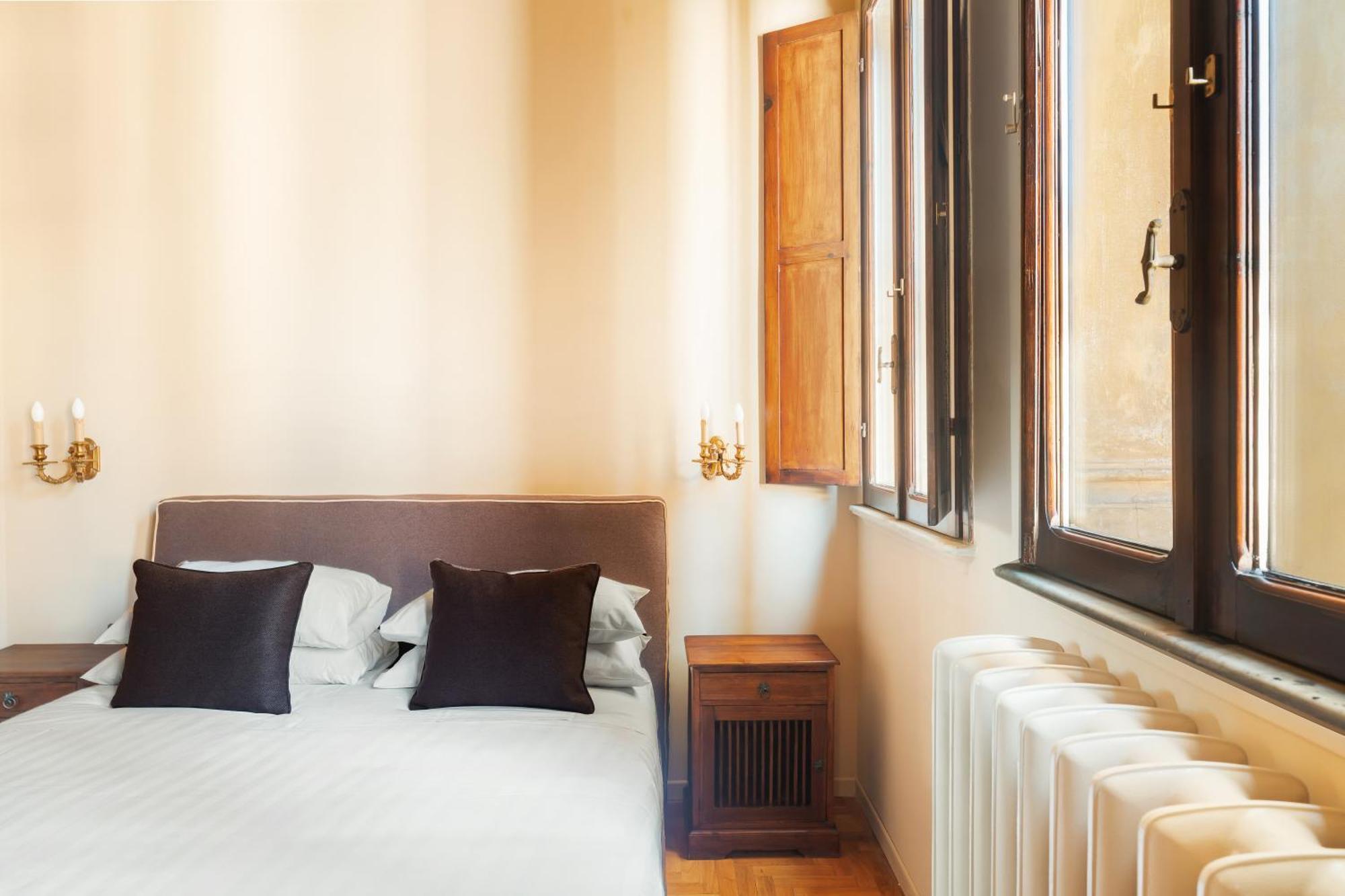Casa Maestro, A Burghesius Apartment