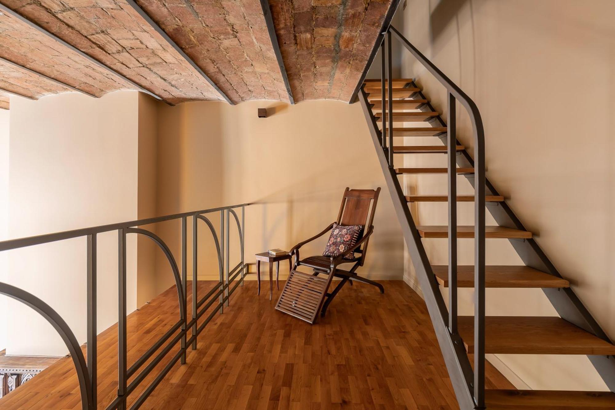 Casa Maestro, A Burghesius * Rom