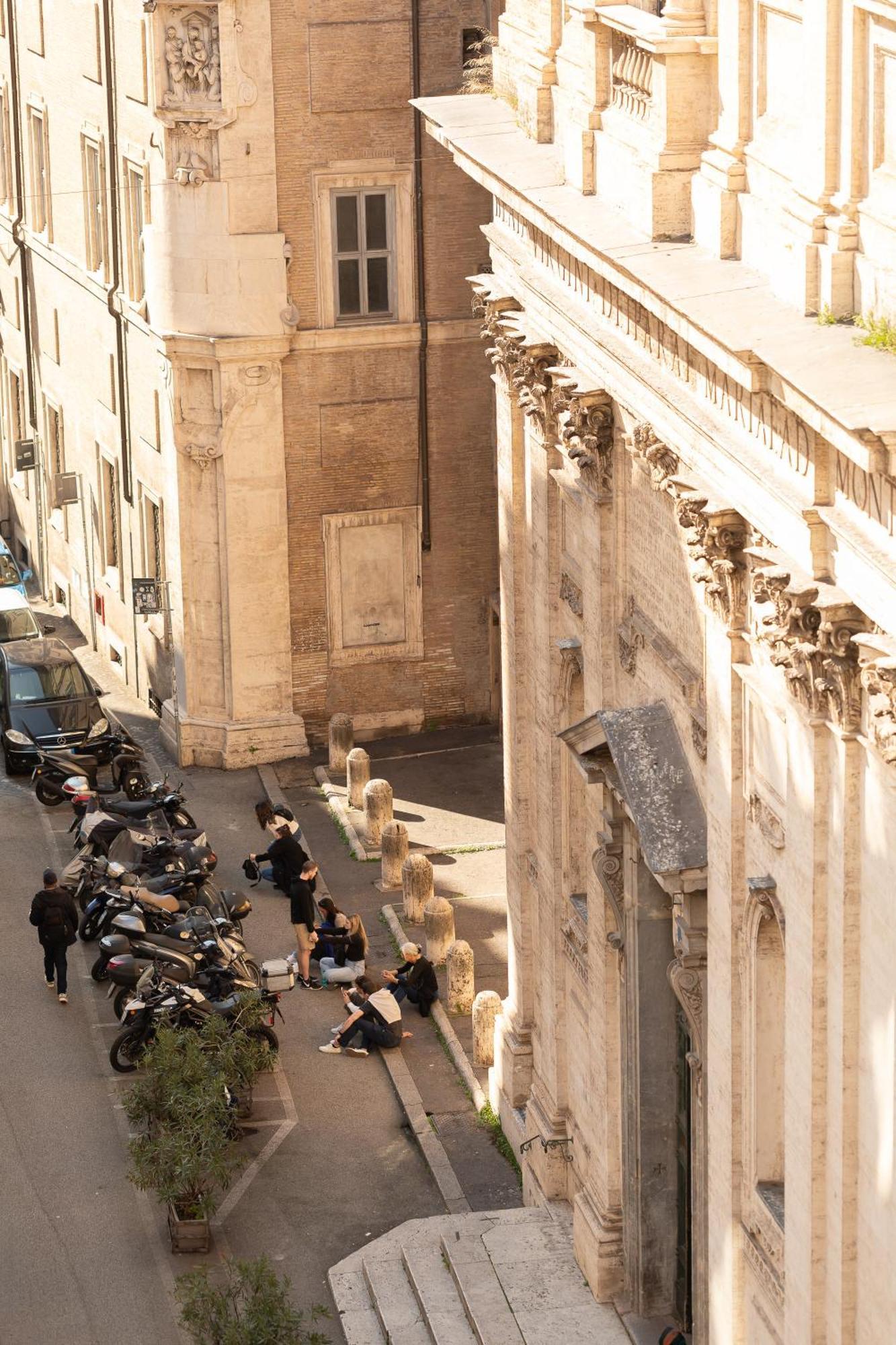 Apartment Casa Maestro, A Burghesius Rome